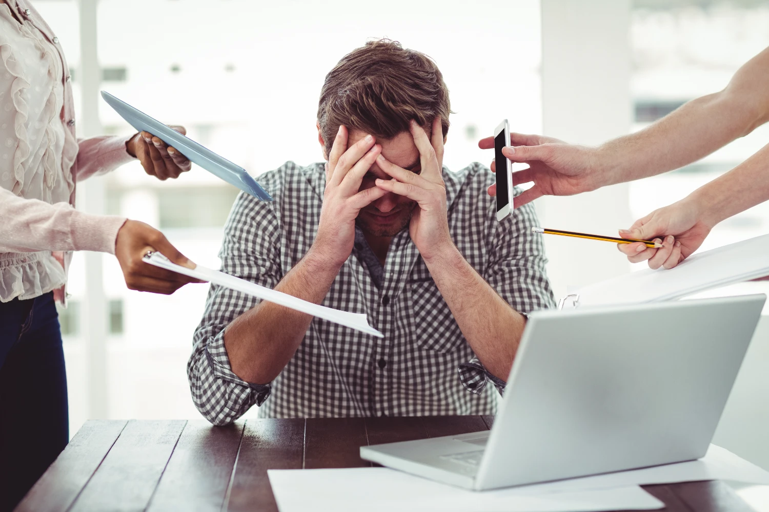 Cómo gestionar el estrés laboral?