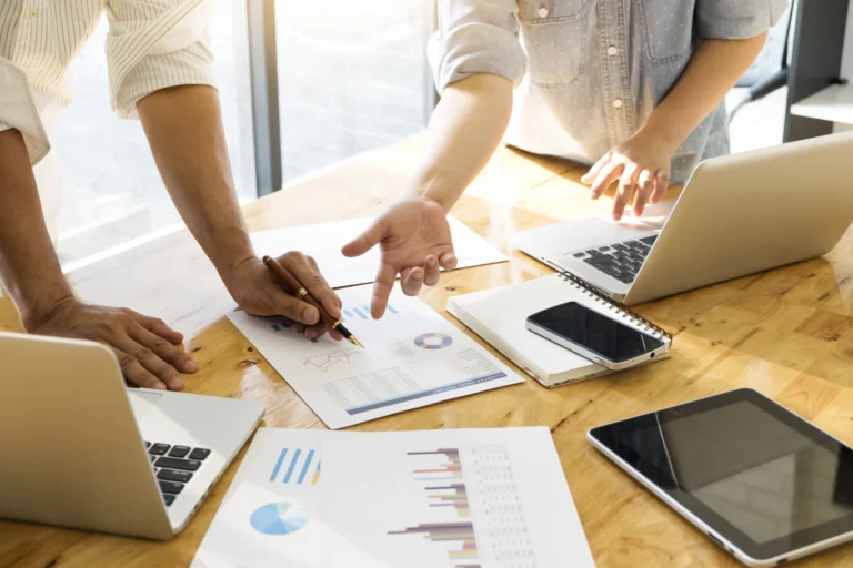 Top 8 herramientas de Marketing Digital imprescindibles en 2026